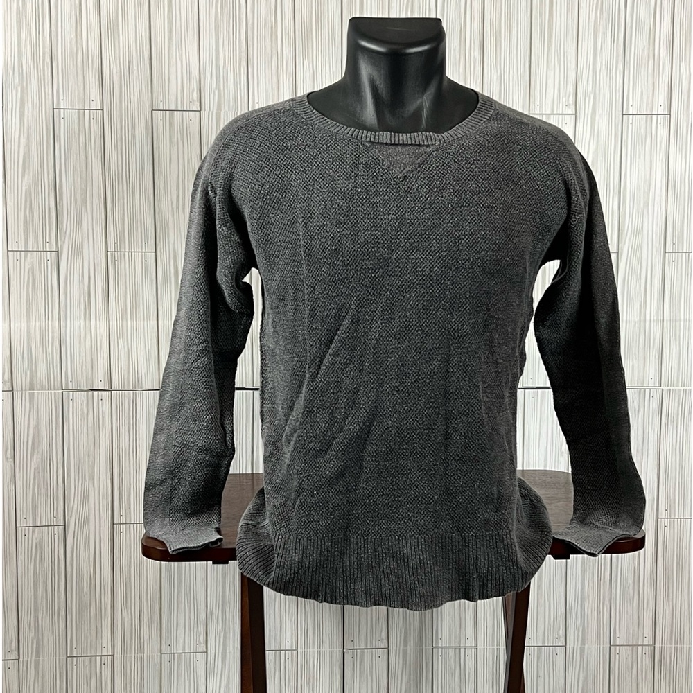 AEO Gray Crew Neck Sweater